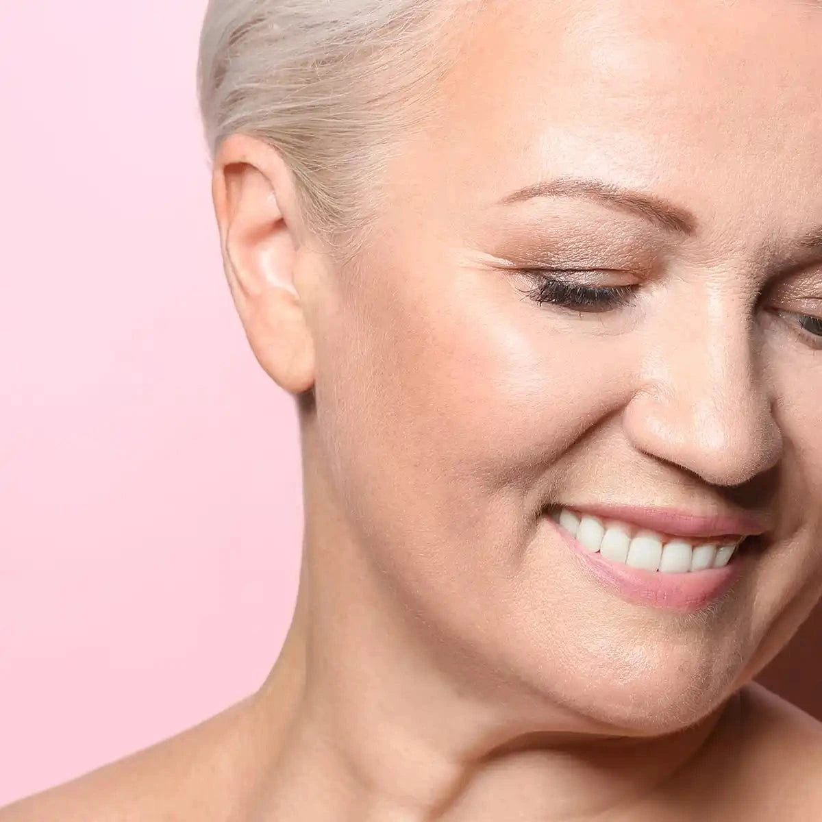 Genova Skincare ION Applicator soothes skin