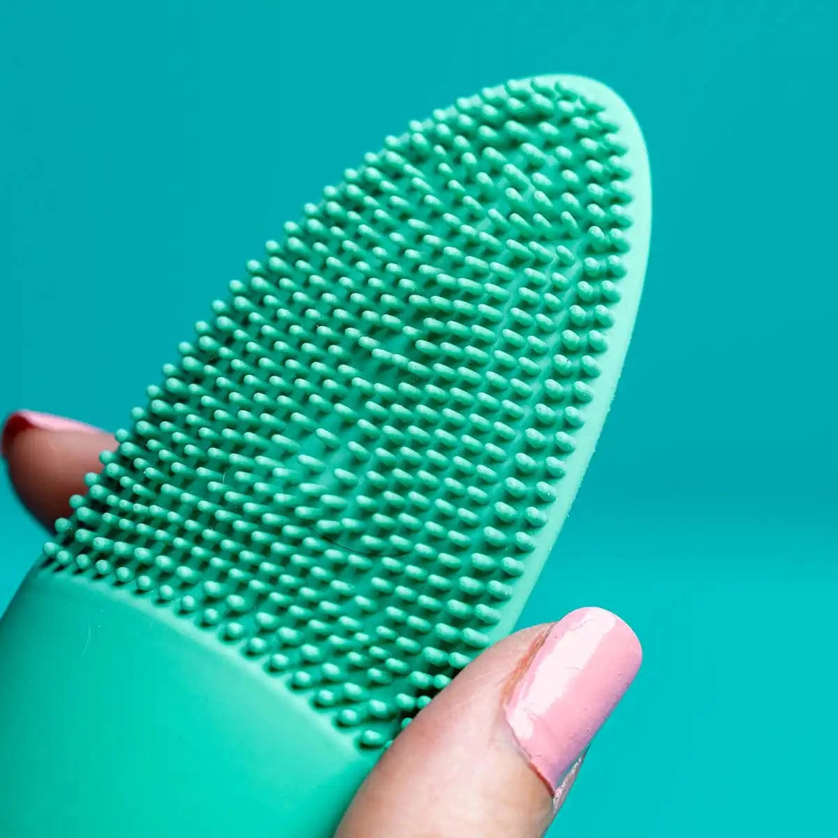 T-zone silicon facial cleanser