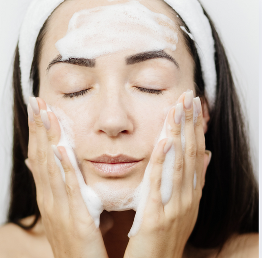 Genova Active Foaming Cleanser for healthier skin